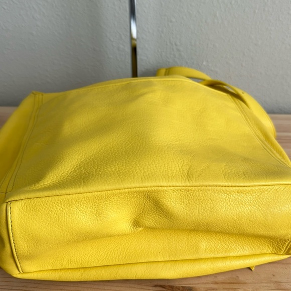 Aimee Kestenberg Serene Leather Drawstring Shoulder Bag - Picture 7 of 7